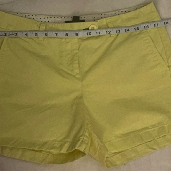 Tommy Hilfiger Women's Yellow Shorts - Picture 3 of 7